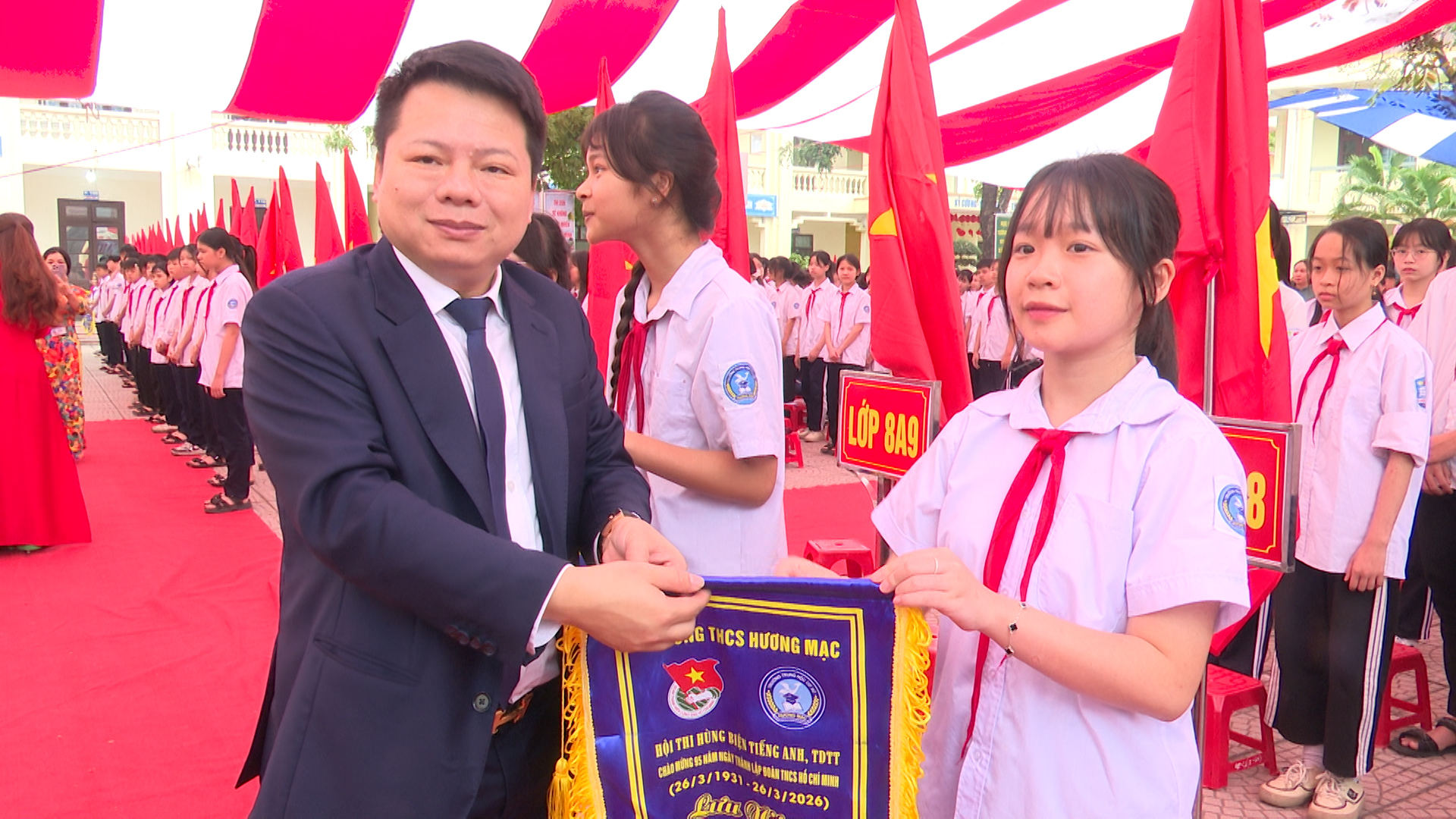 Trường THCS Hương Mạc tổ chức kỷ niệm 95 năm Ngày thành lập Đoàn TNCS Hồ Chí Minh